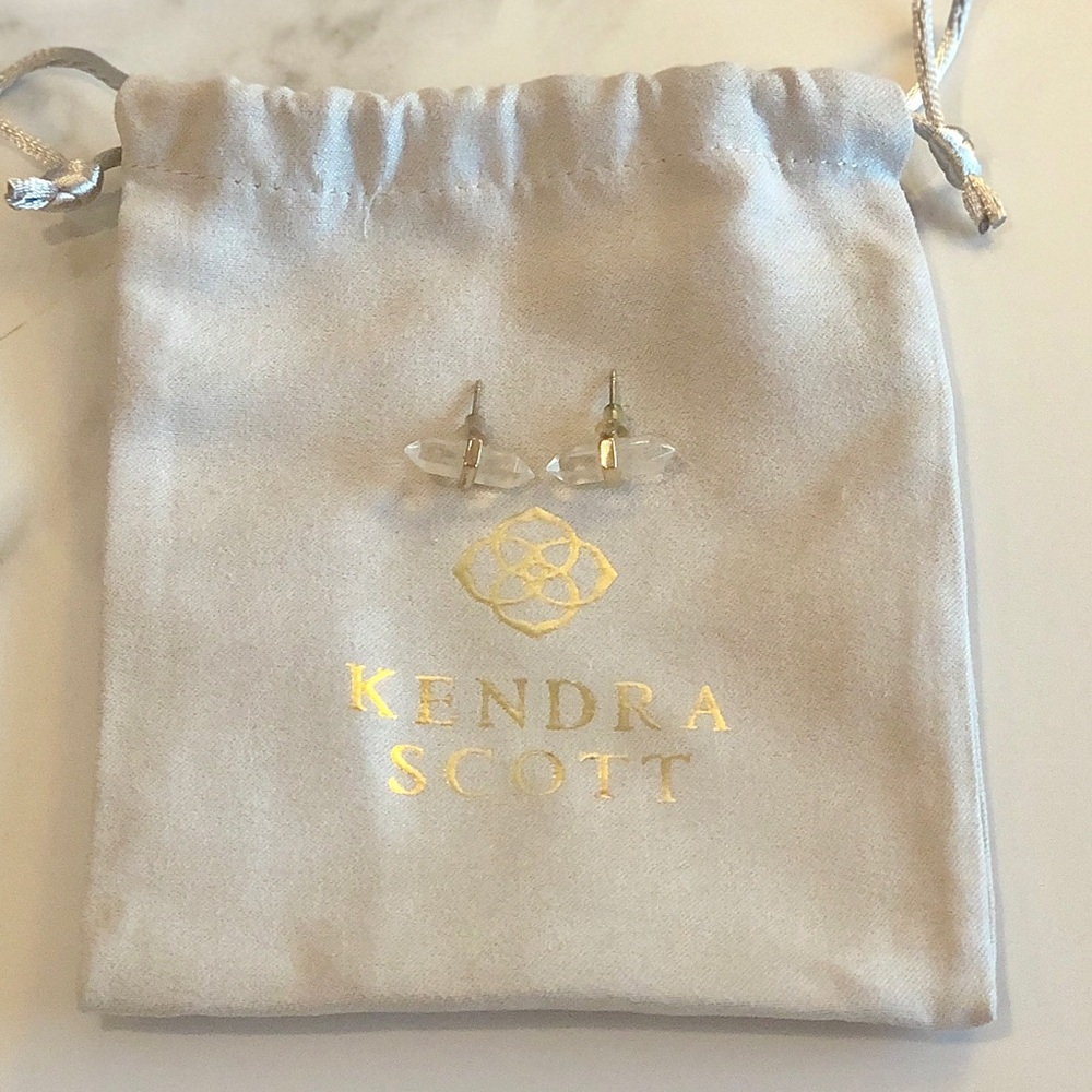 Rare Kendra Scott Jamie Earrings in Clear Quartz